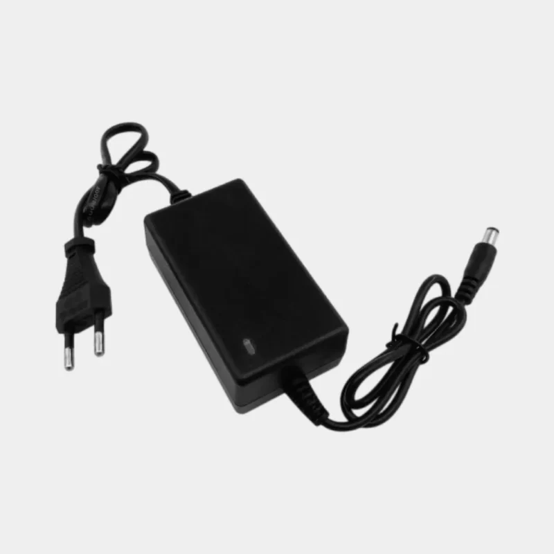 أدابتور 12 فولت 2 أمبير تيار مستمر